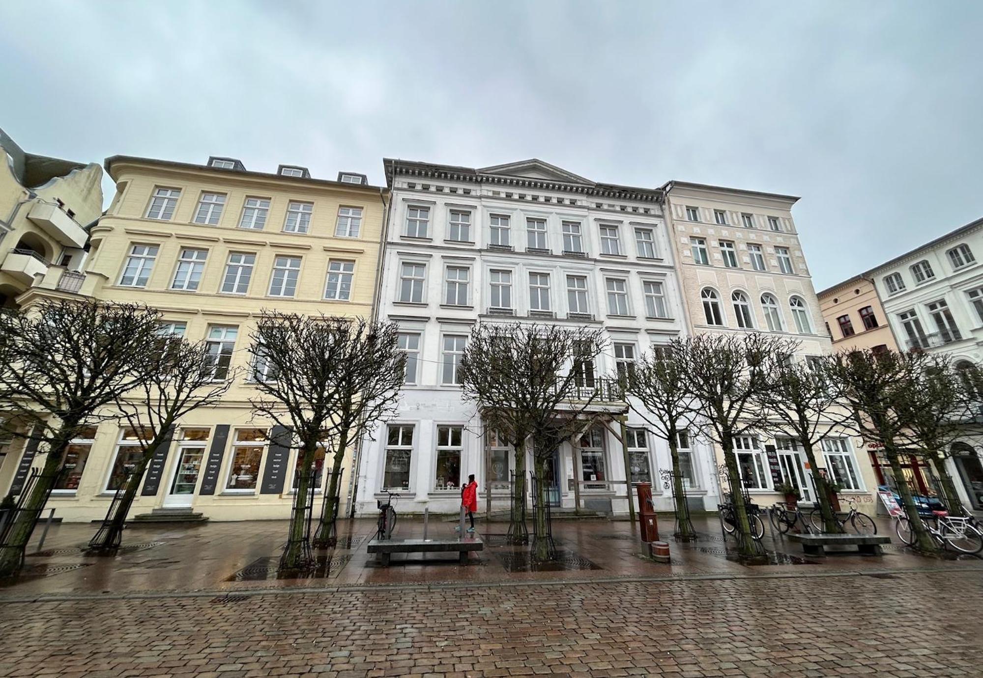 Nr 2 Modernes Apartment In Historischer Marktplatzlage 56 Qm # Cosiness Company 22 Schwerin  Dış mekan fotoğraf